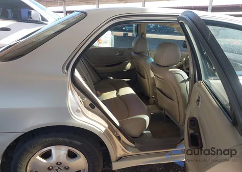 2002 Honda Accord 3.0 Ex from USA, damaged, VIN 1HGCG16552A051073